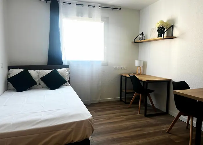 Neoresid St Sever Apartman *